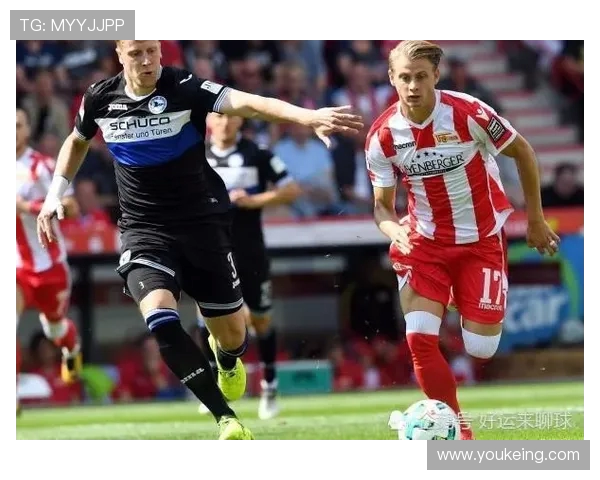 森索洛与尤文图斯对决分析及战术解读全面剖析